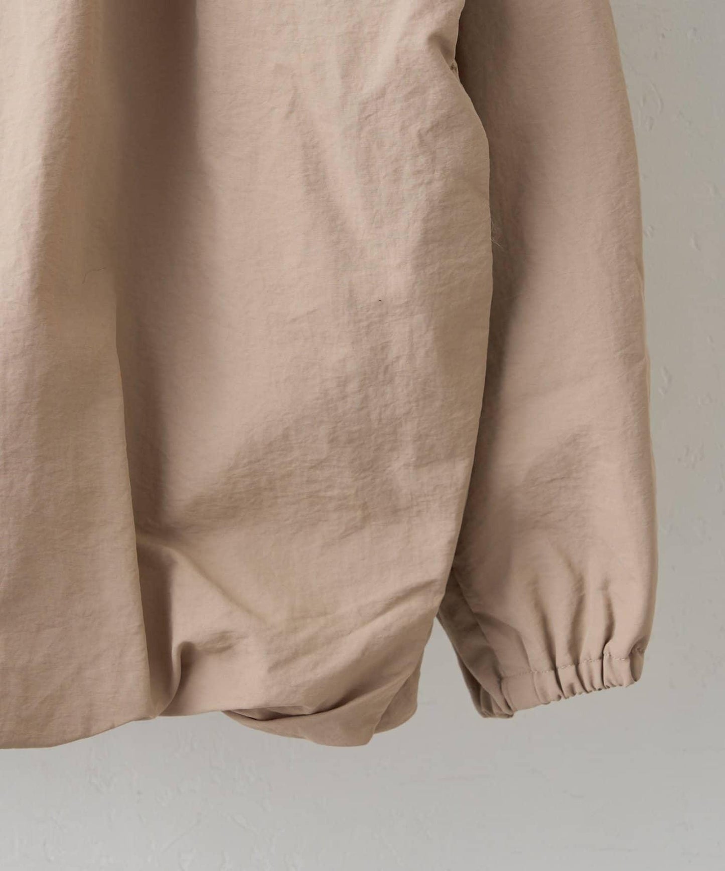 蓬鬆廓形 褶襉泡泡設計 夾克