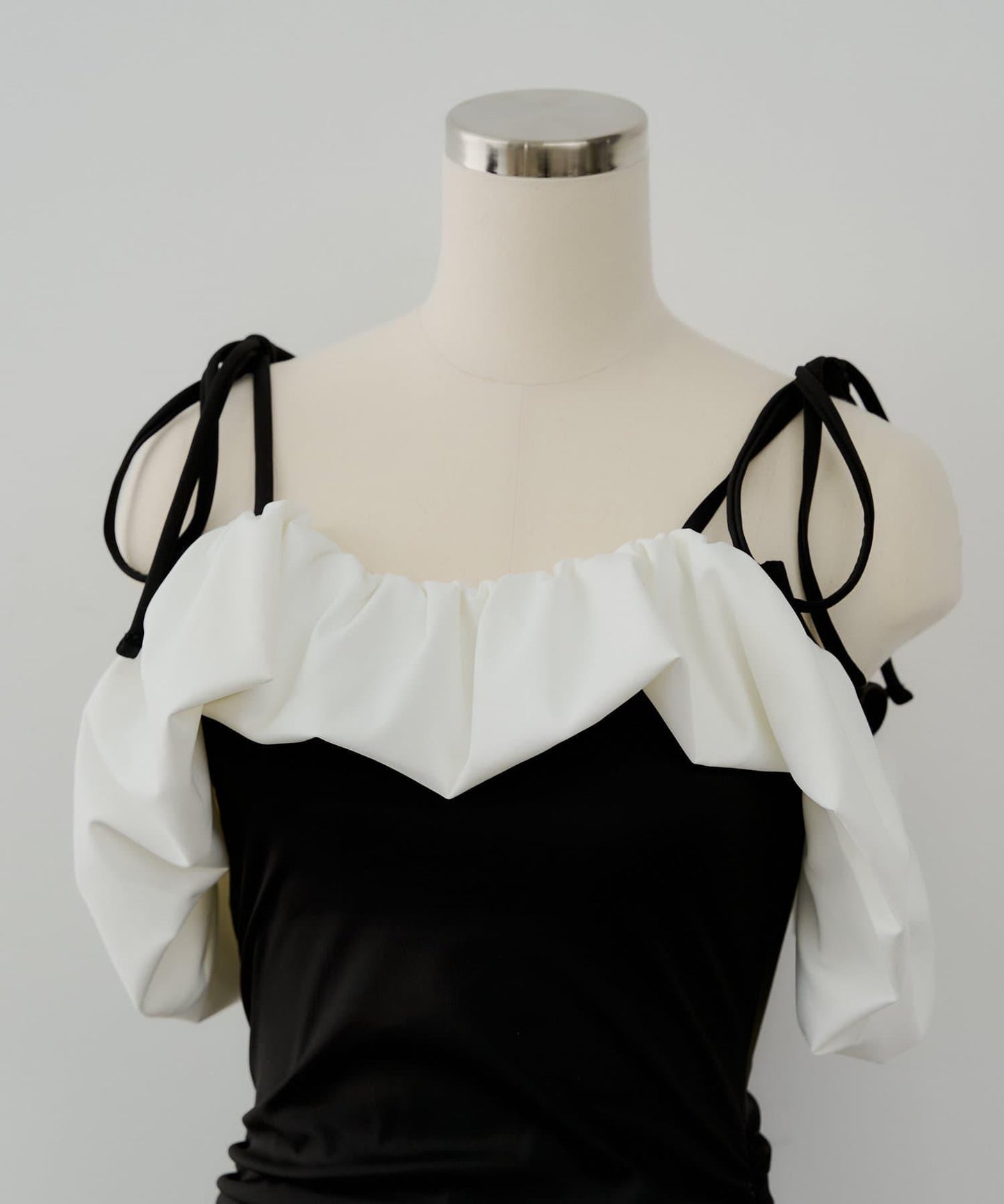 Chico 泡泡一字肩連衣裙