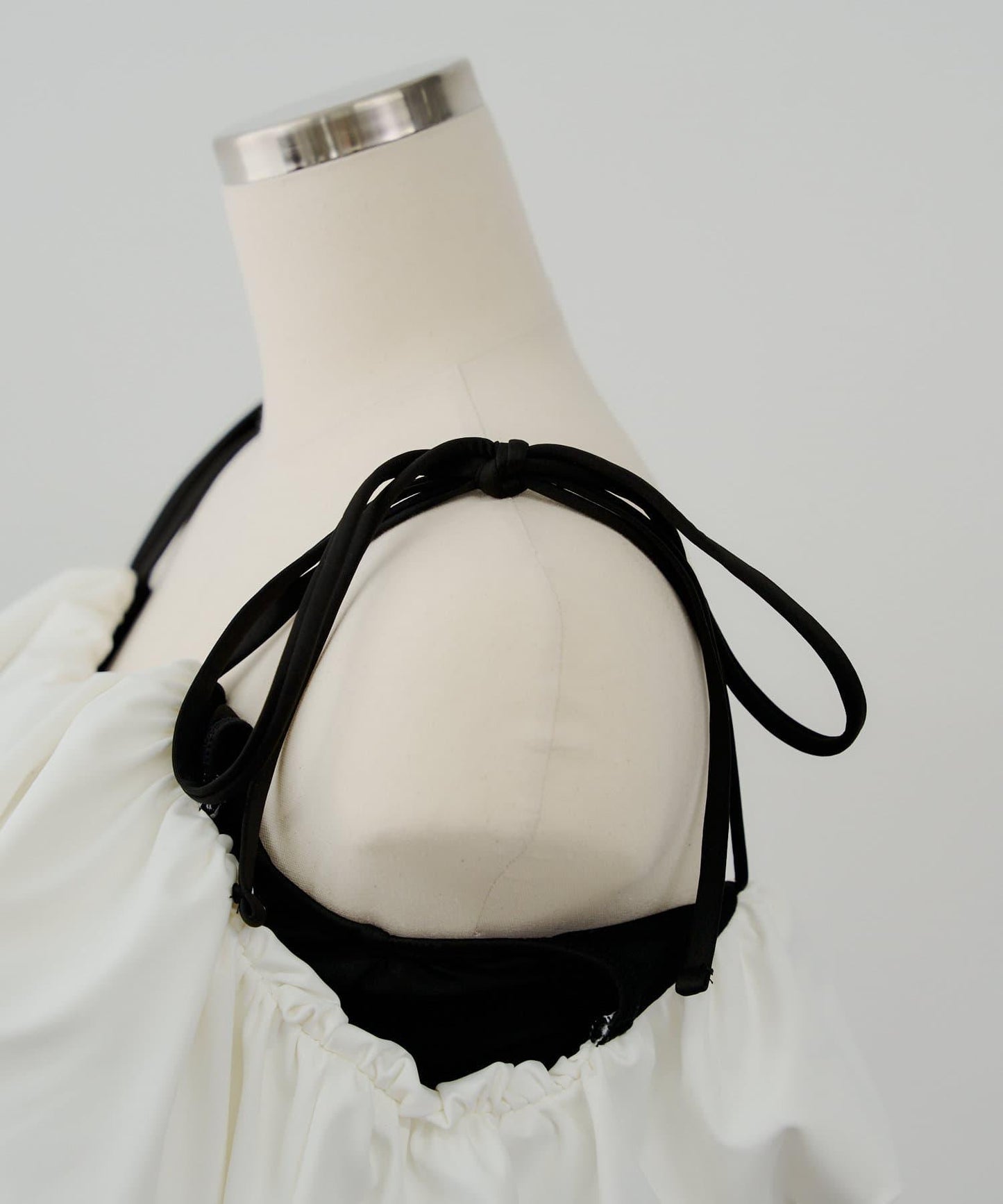 Chico 泡泡一字肩連衣裙