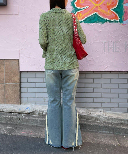 蕾絲省褶喇叭牛仔褲