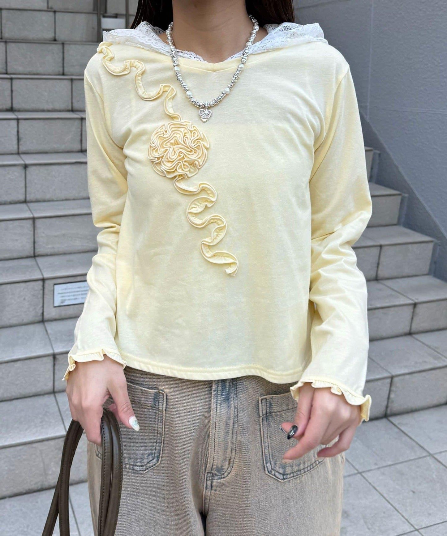 玫瑰荷葉蕾絲連帽薄紗上衣