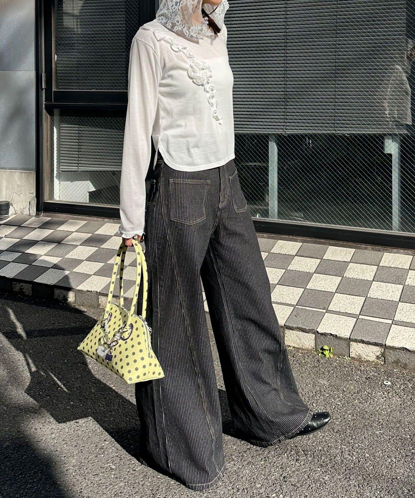 玫瑰荷葉蕾絲連帽薄紗上衣