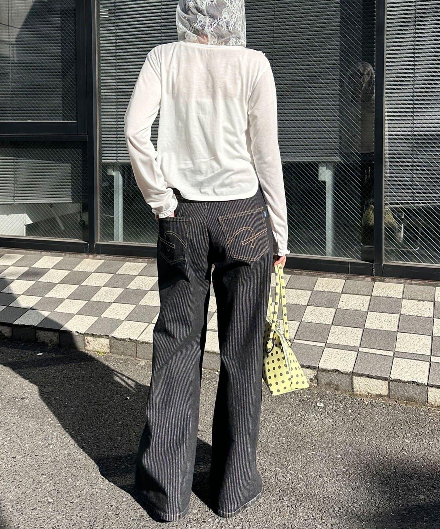 玫瑰荷葉蕾絲連帽薄紗上衣