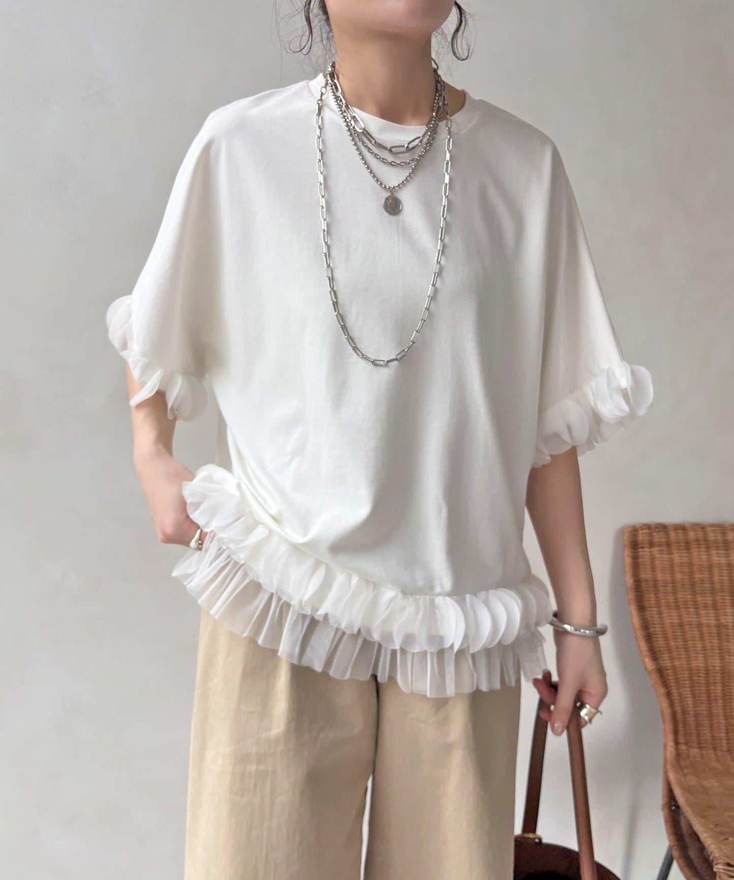 拼接荷葉邊上衣