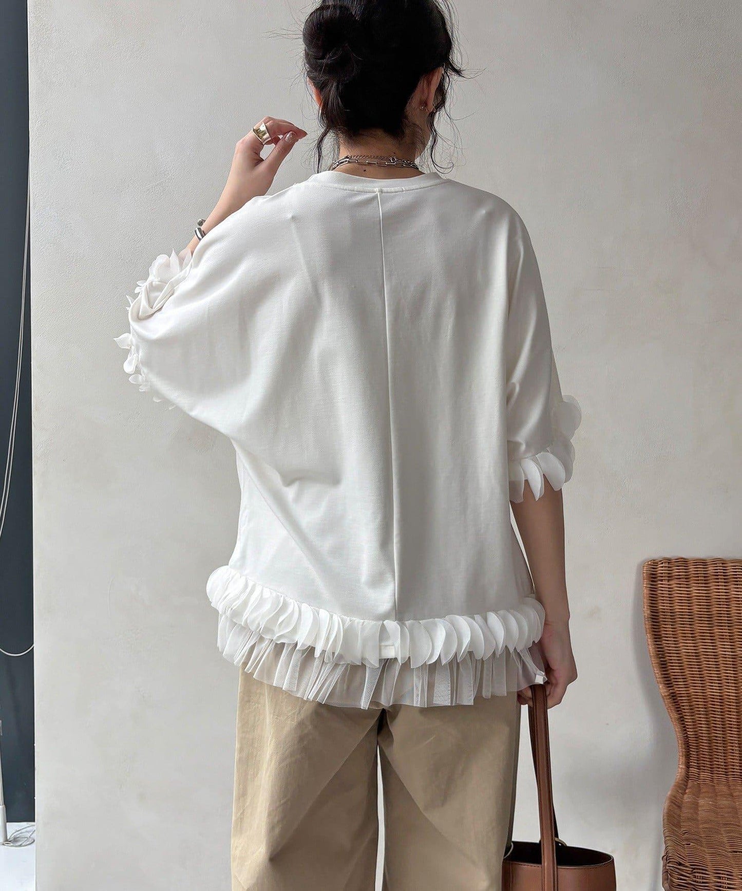 拼接荷葉邊上衣