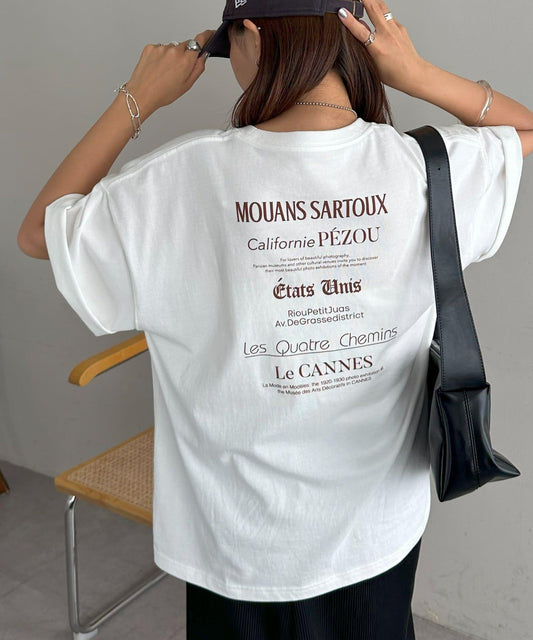 混合字體背部印花 T恤