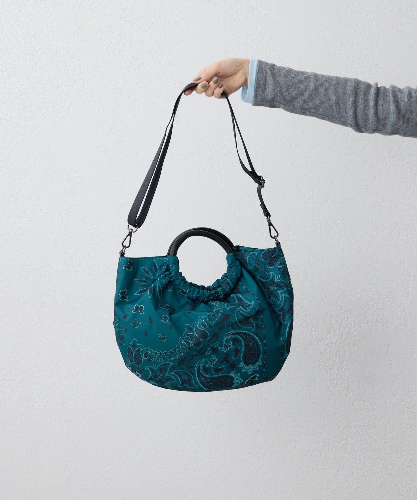 《撥水/便利な2WAY》 半圓包