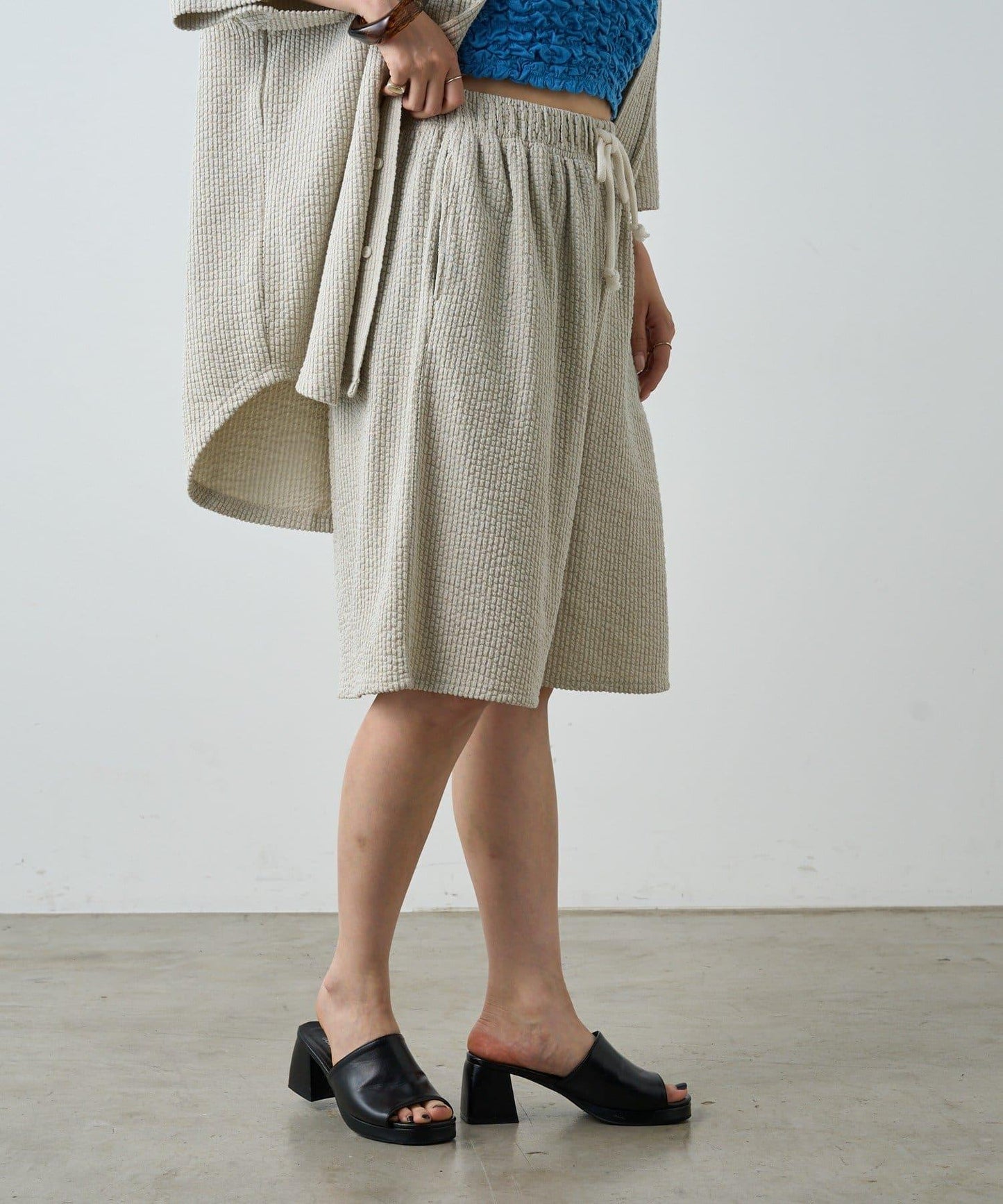 Kastane 彈力泡泡紗休閒短褲