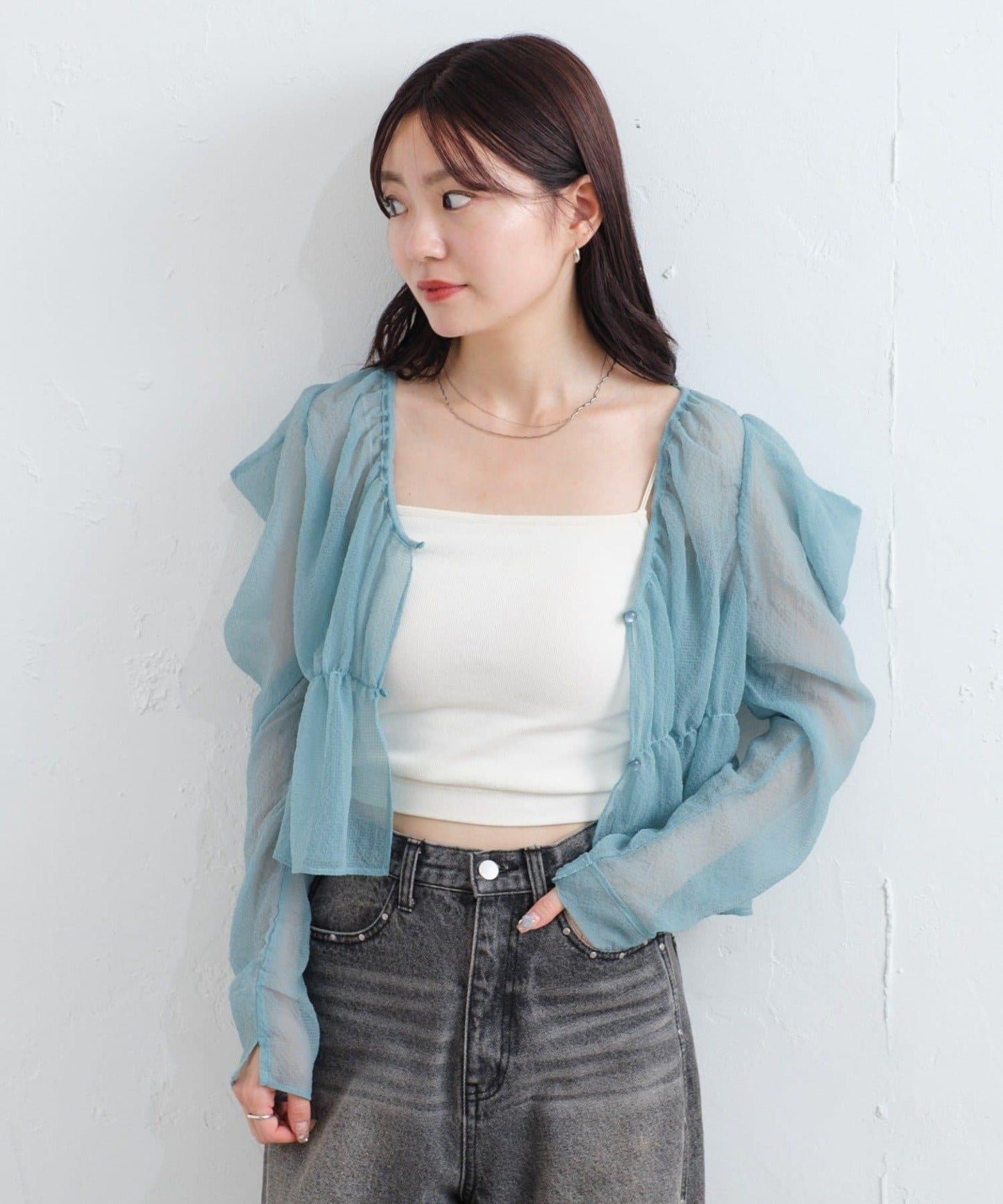 附項圈 誇張肩設計 襯衫