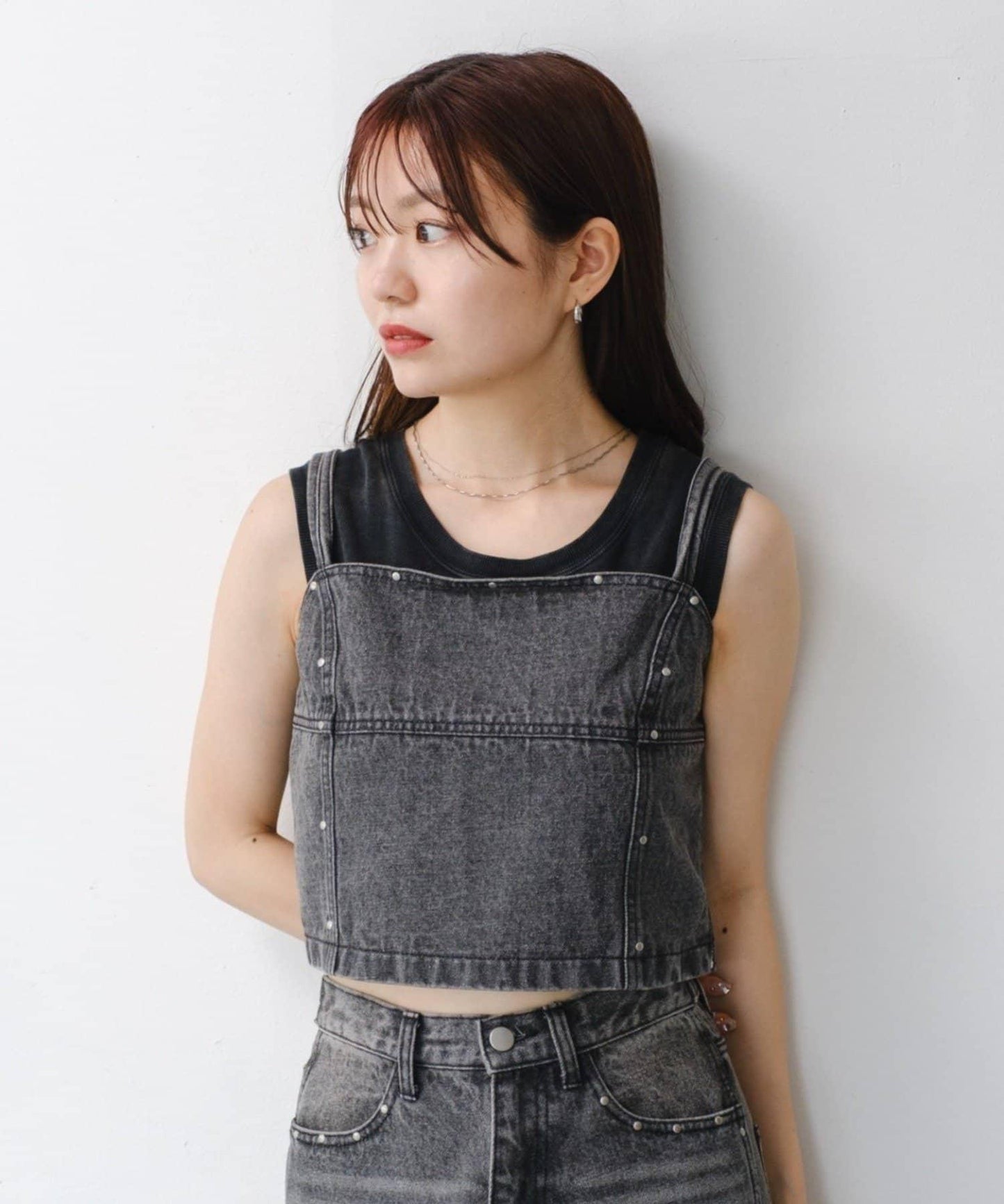 鉚釘牛仔束胸上衣