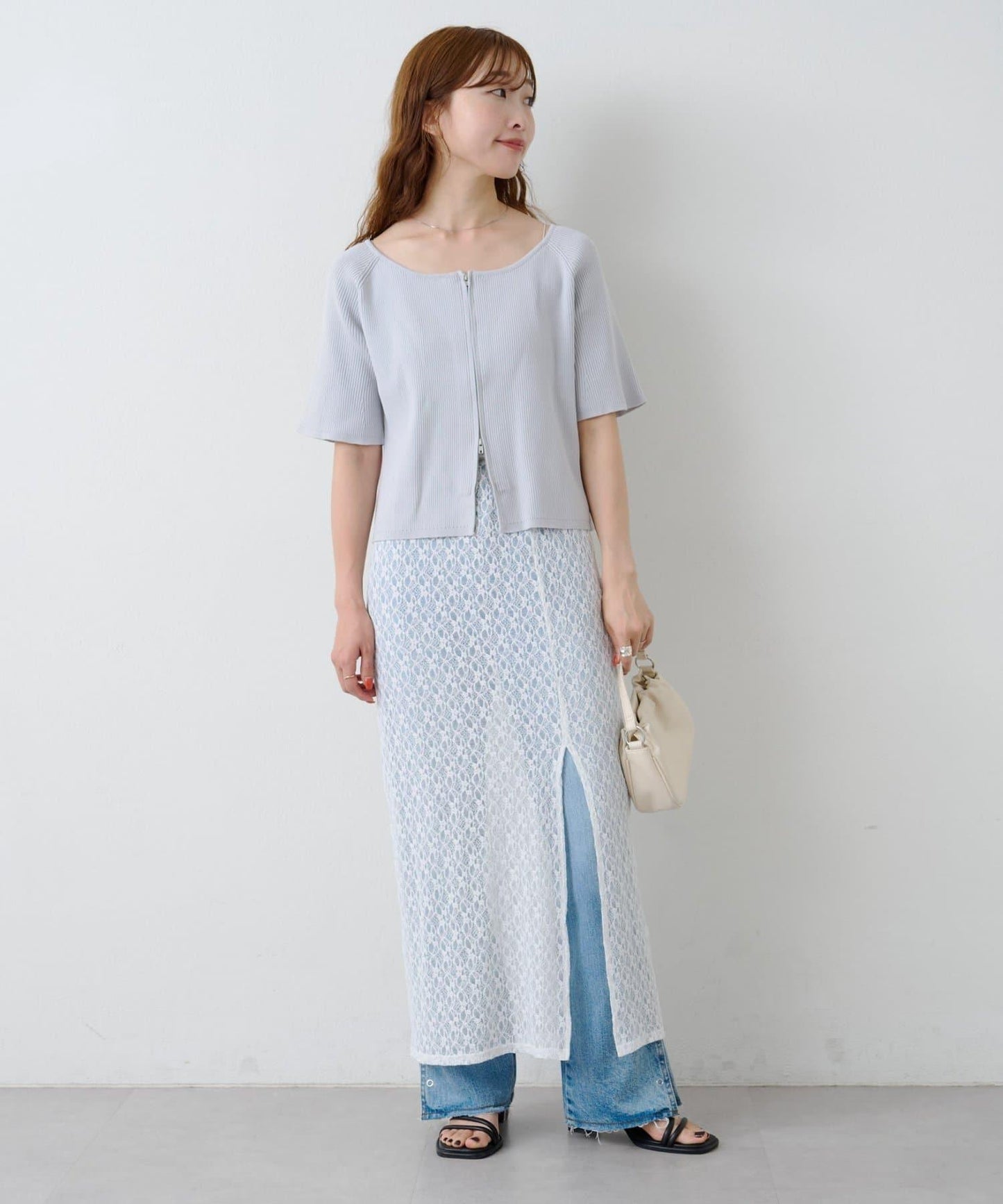 Kastane B 蕾絲開叉半身裙