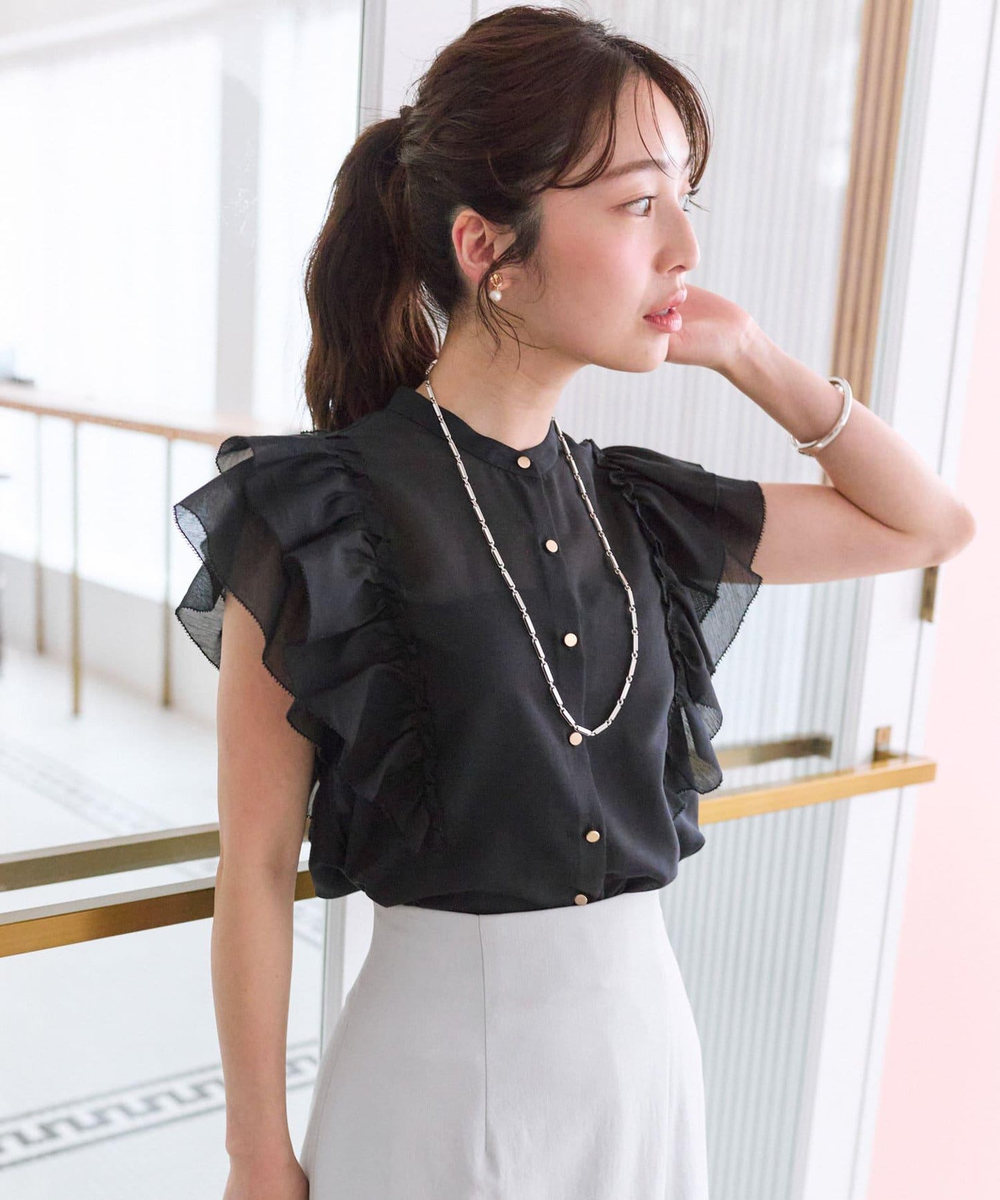 La boutique BonBon 荷葉邊褶飾袖 襯衫