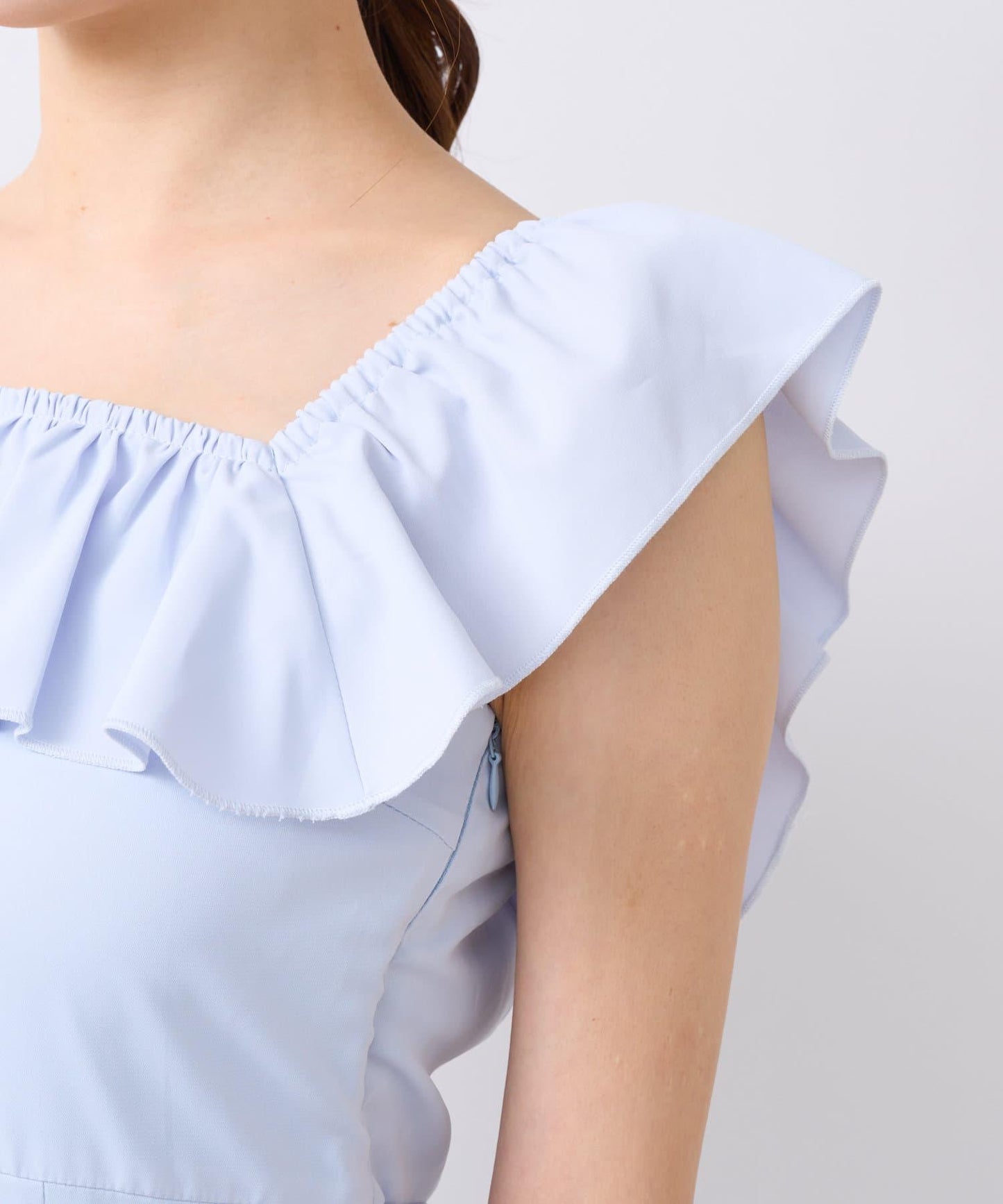 荷葉邊美人魚連衣裙