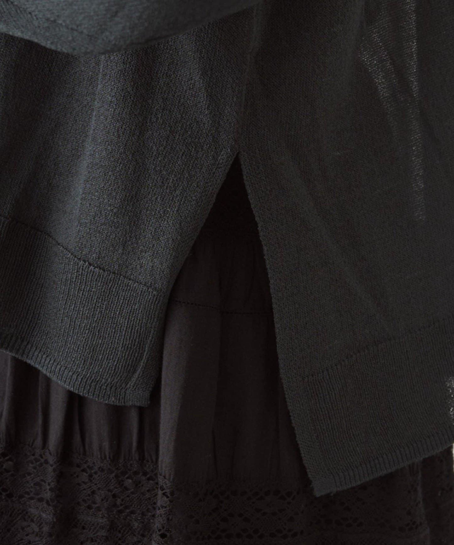 透感學院字母印花 針織上衣