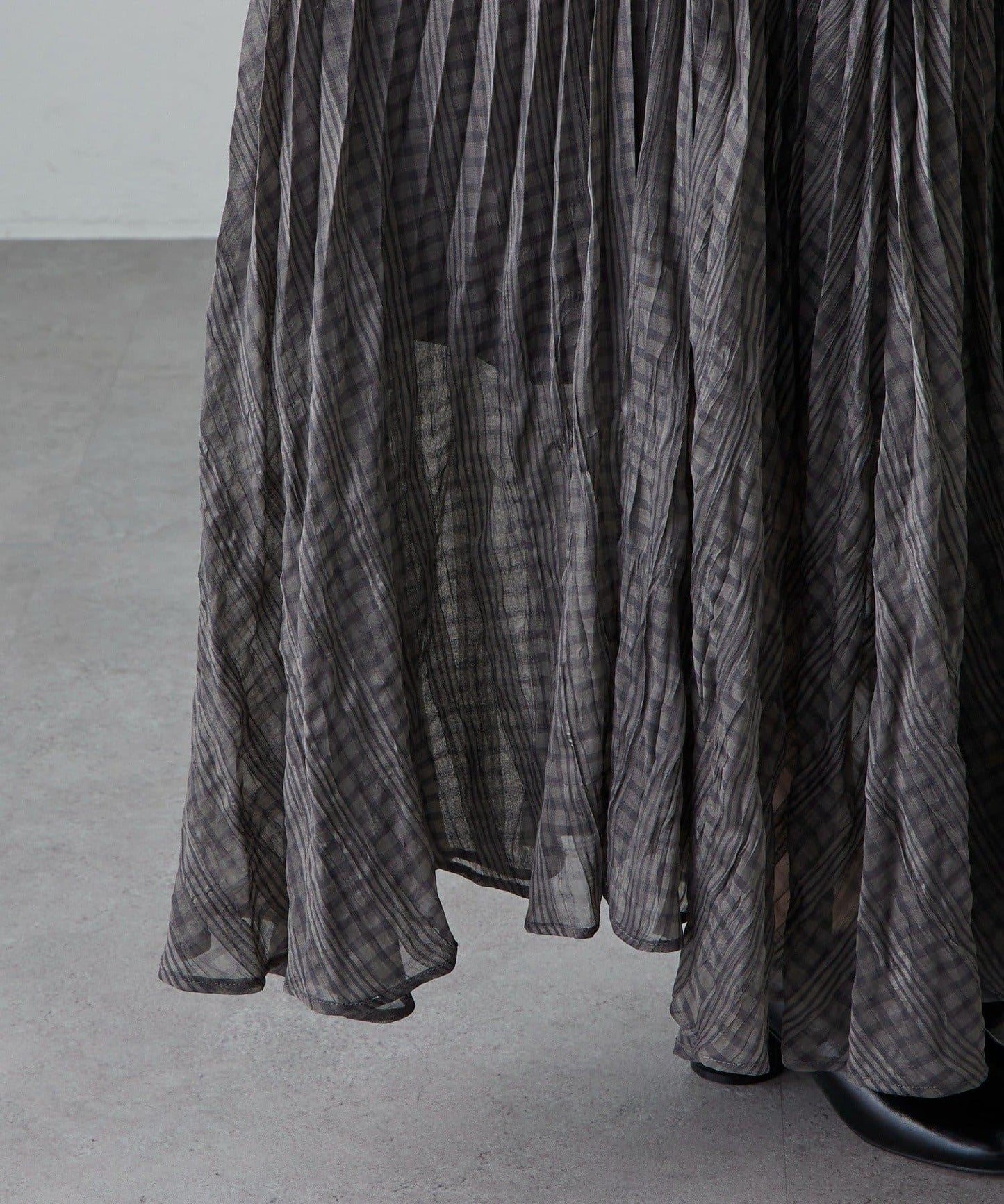 透感格紋百褶半身裙