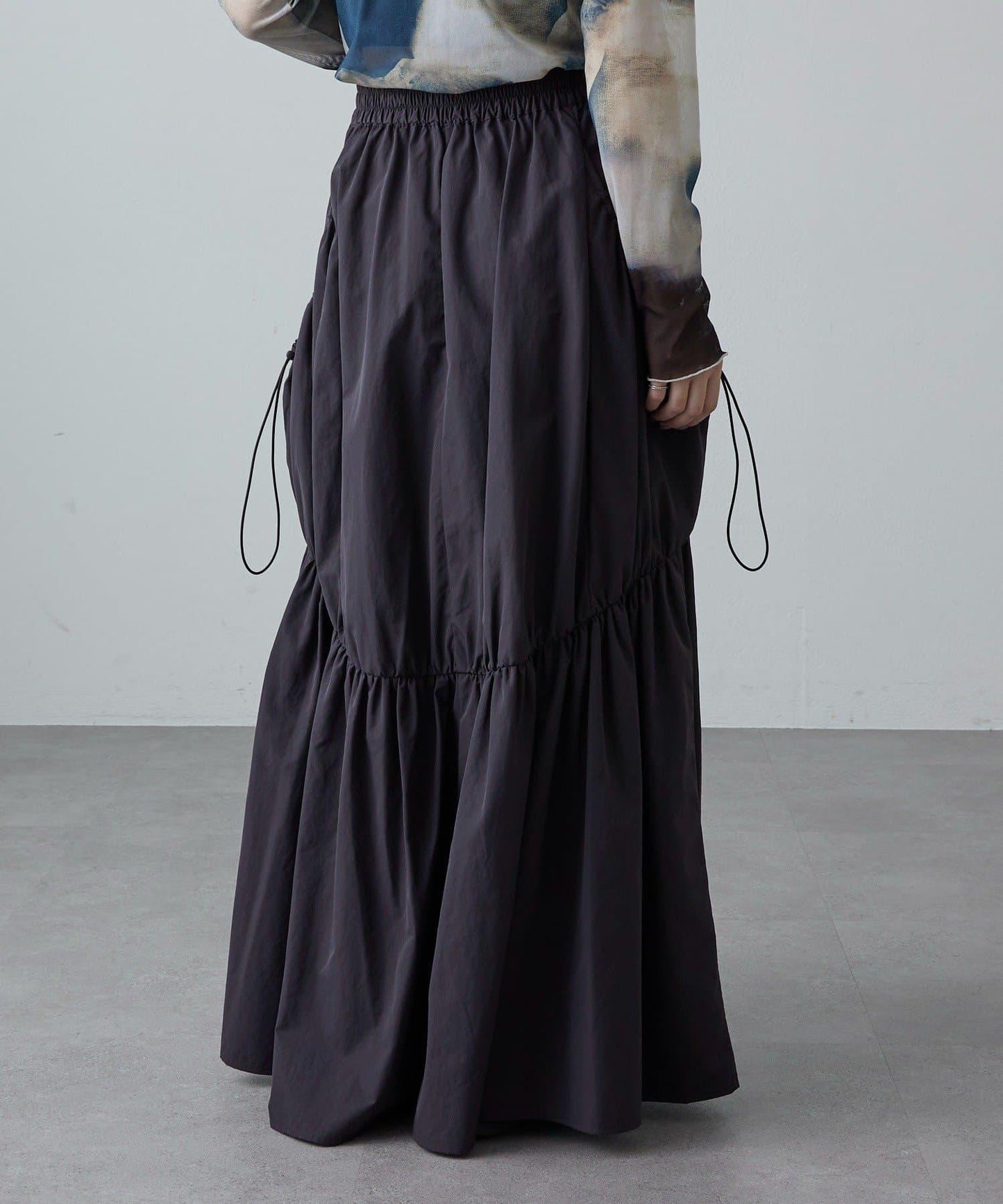 大口袋抽褶半身裙