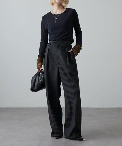 袖部抽褶設計 套頭上衣