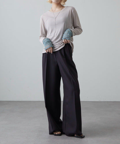 袖部抽褶設計 套頭上衣