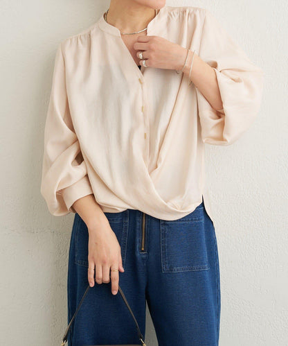 條形扣裹身設計襯衫