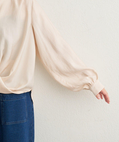 條形扣裹身設計襯衫