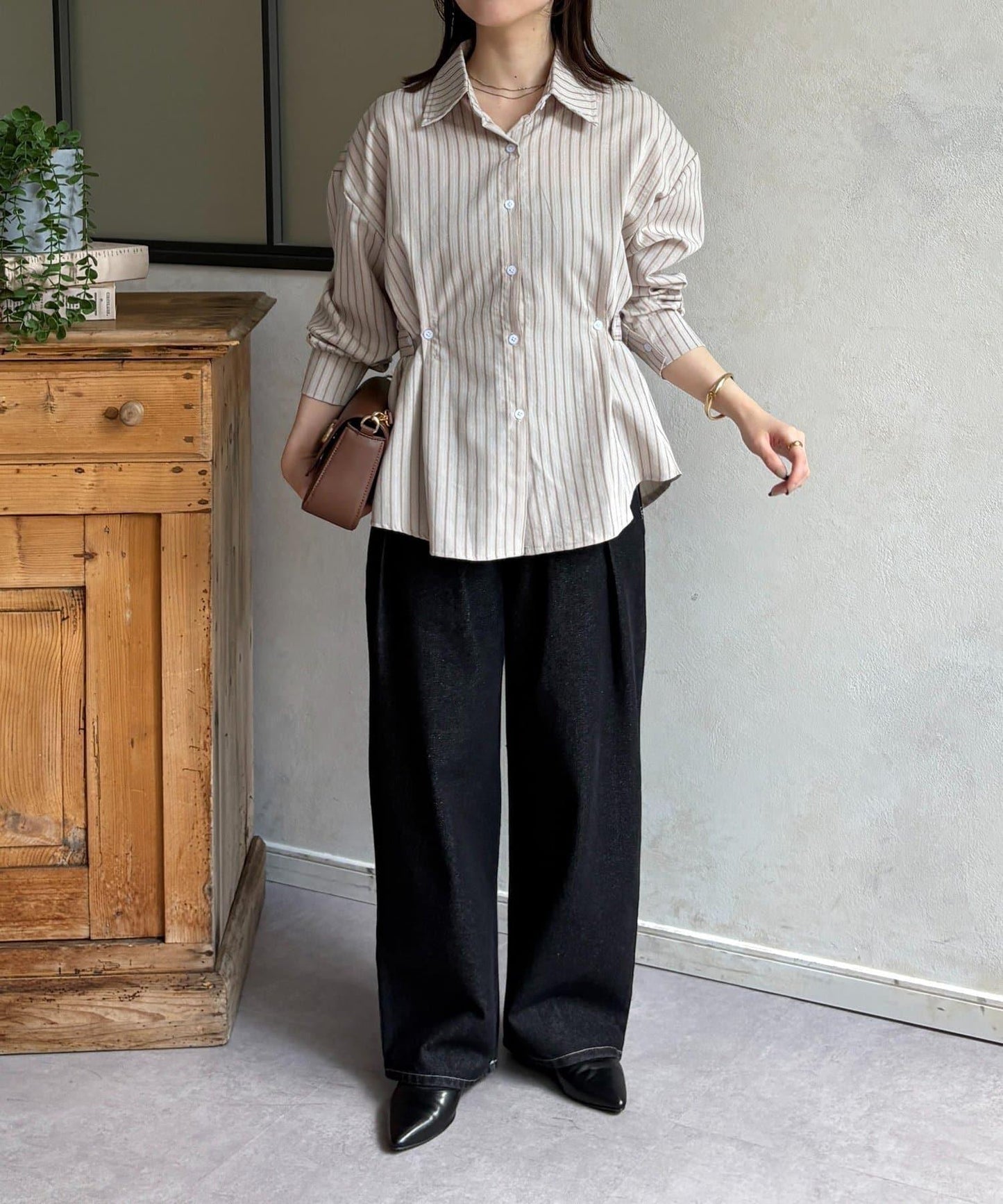 腰帶設計 條紋圖案 襯衫