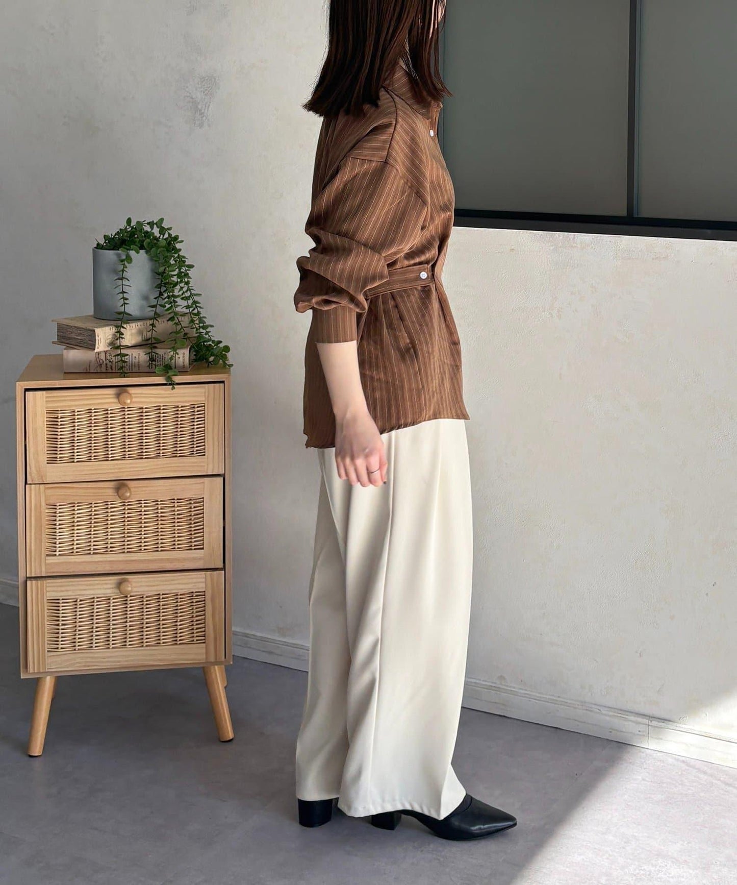 腰帶設計 條紋圖案 襯衫