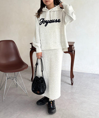 連帽衛衣配窄版半身裙套裝