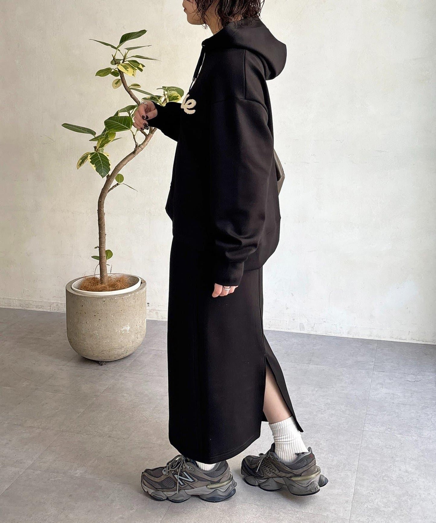 連帽衛衣配窄版半身裙套裝