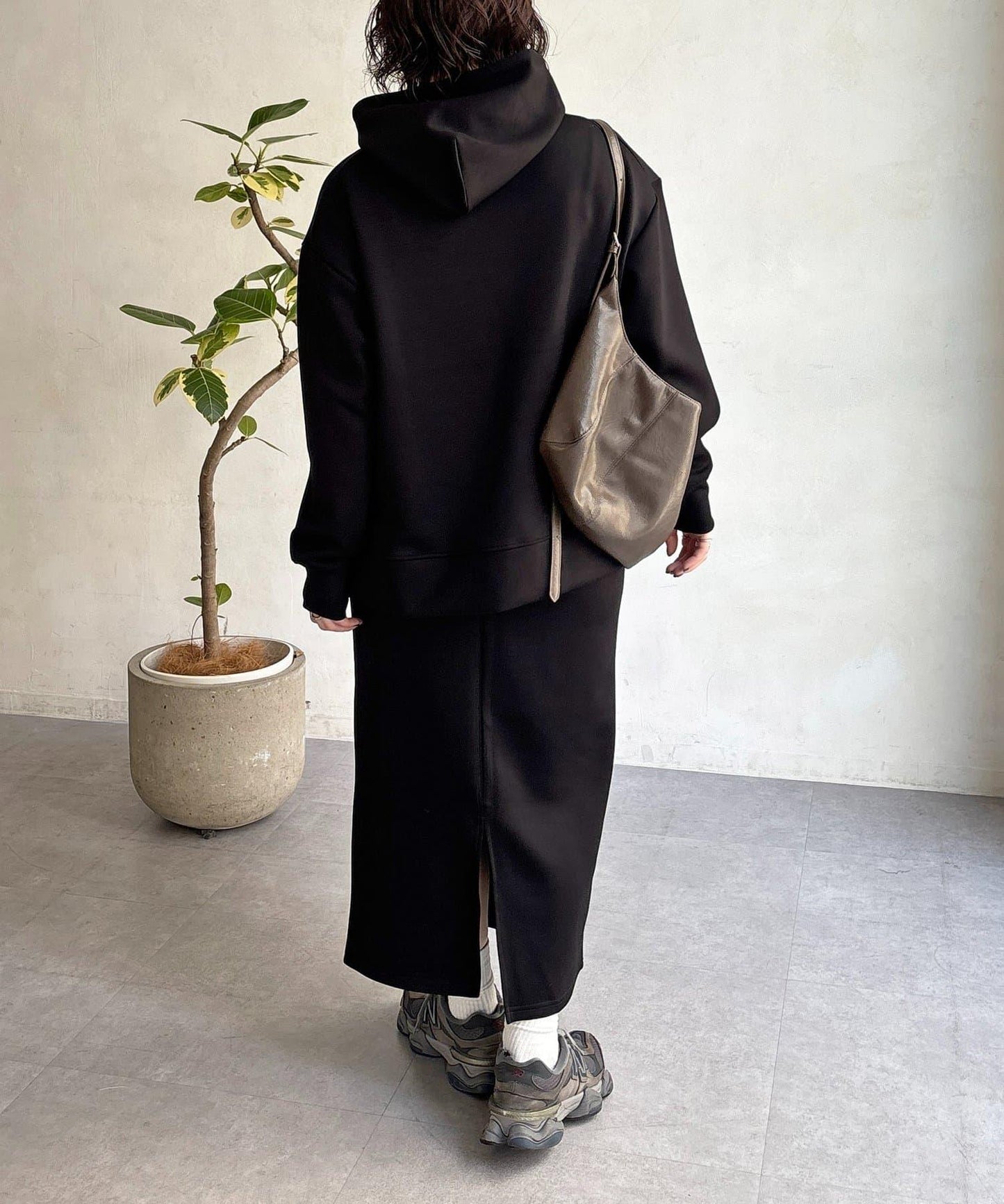 連帽衛衣配窄版半身裙套裝