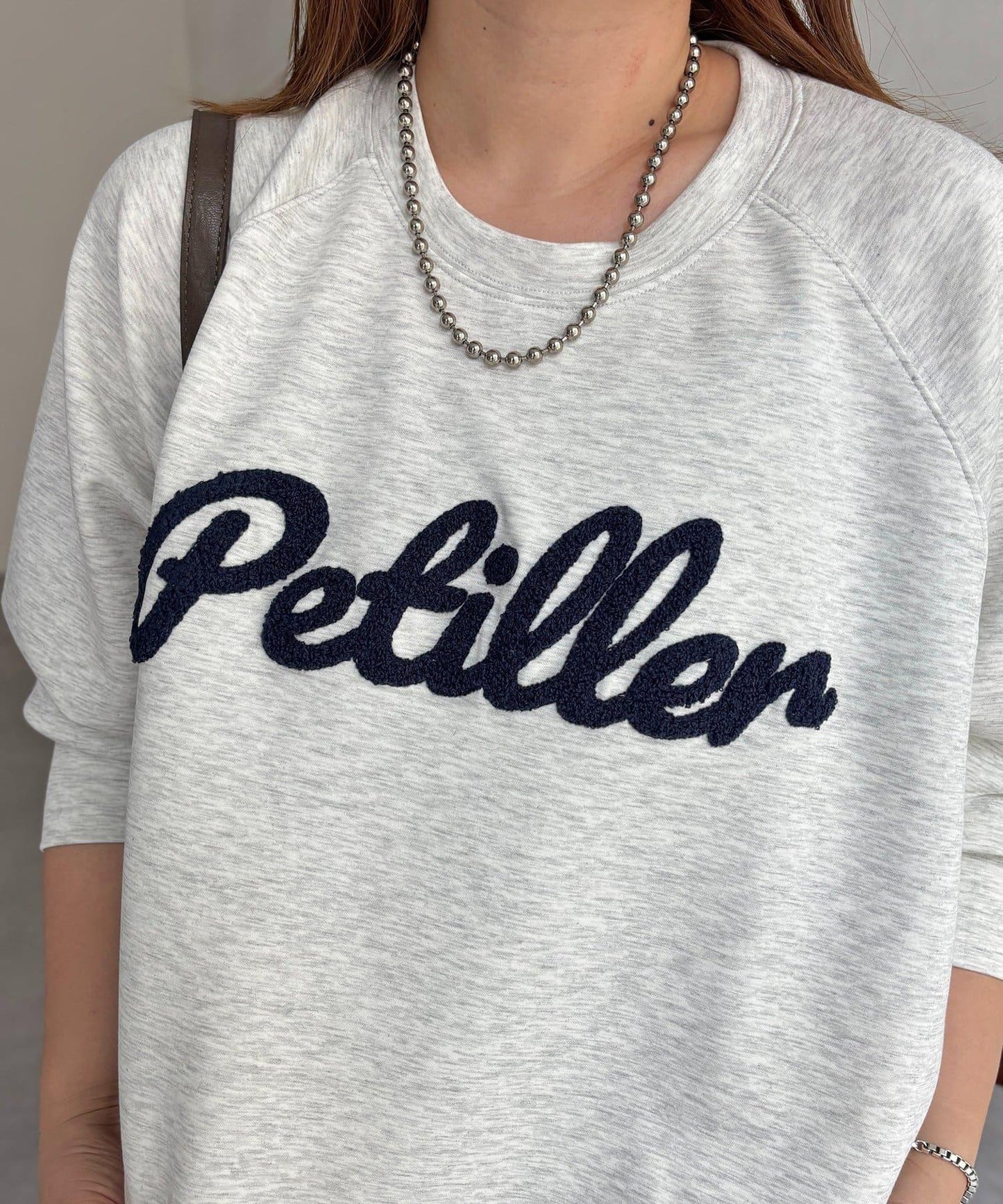 繭型套頭上衣＋窄擺半身裙套裝