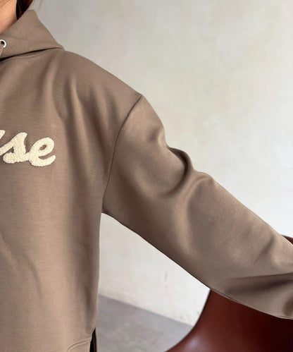 連帽衛衣配窄版半身裙套裝