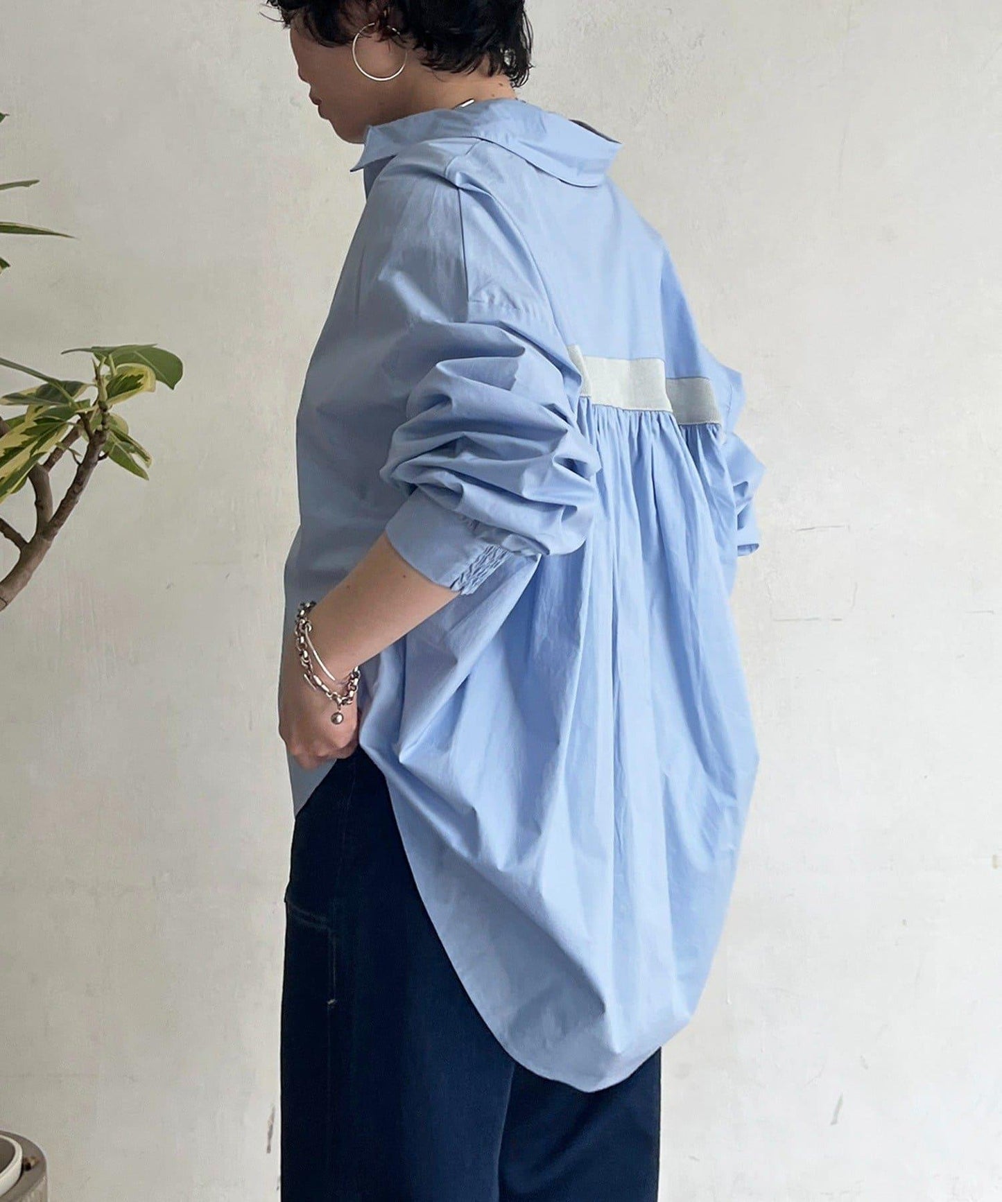 後背拼接設計襯衫