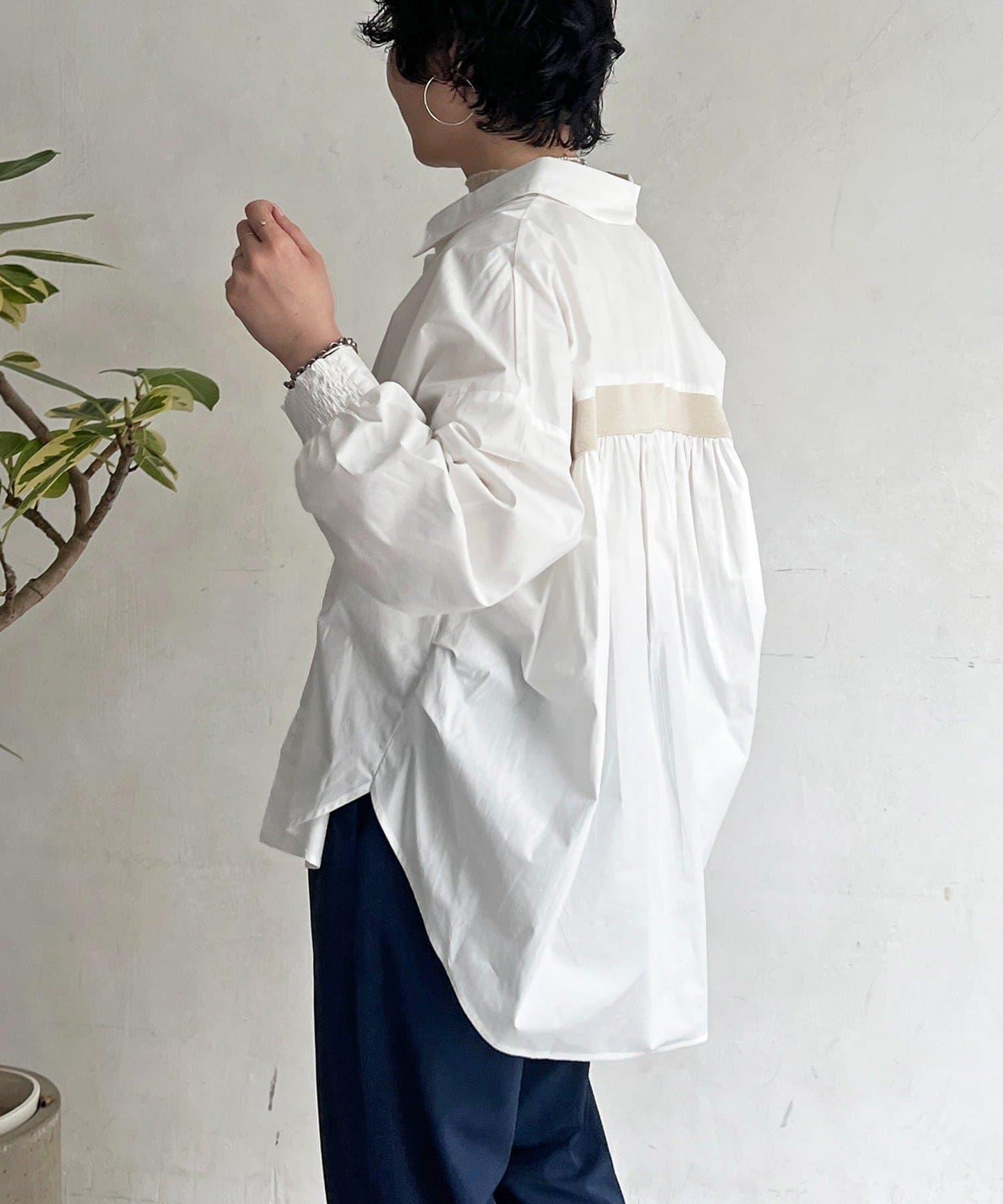 後背拼接設計襯衫
