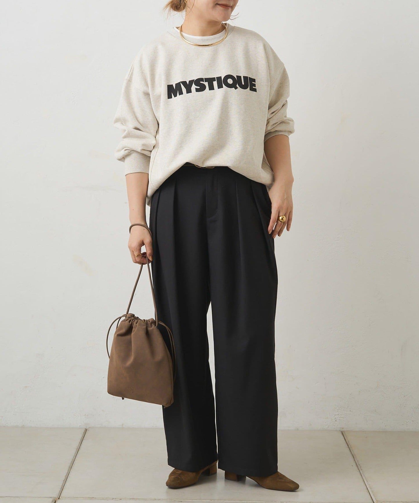 層次感設計 寬鬆拼接效果 休閒衛衣