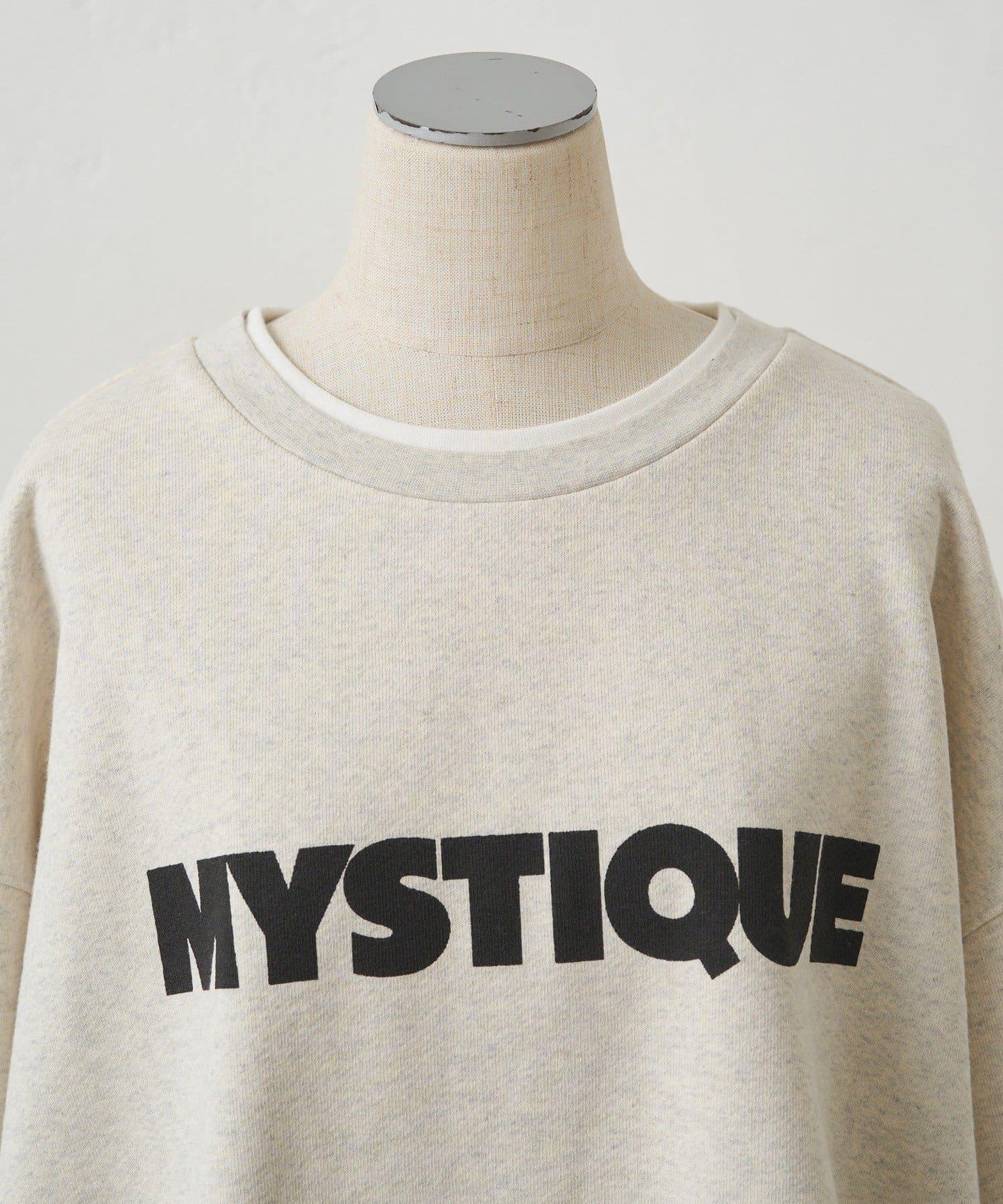 層次感設計 寬鬆拼接效果 休閒衛衣