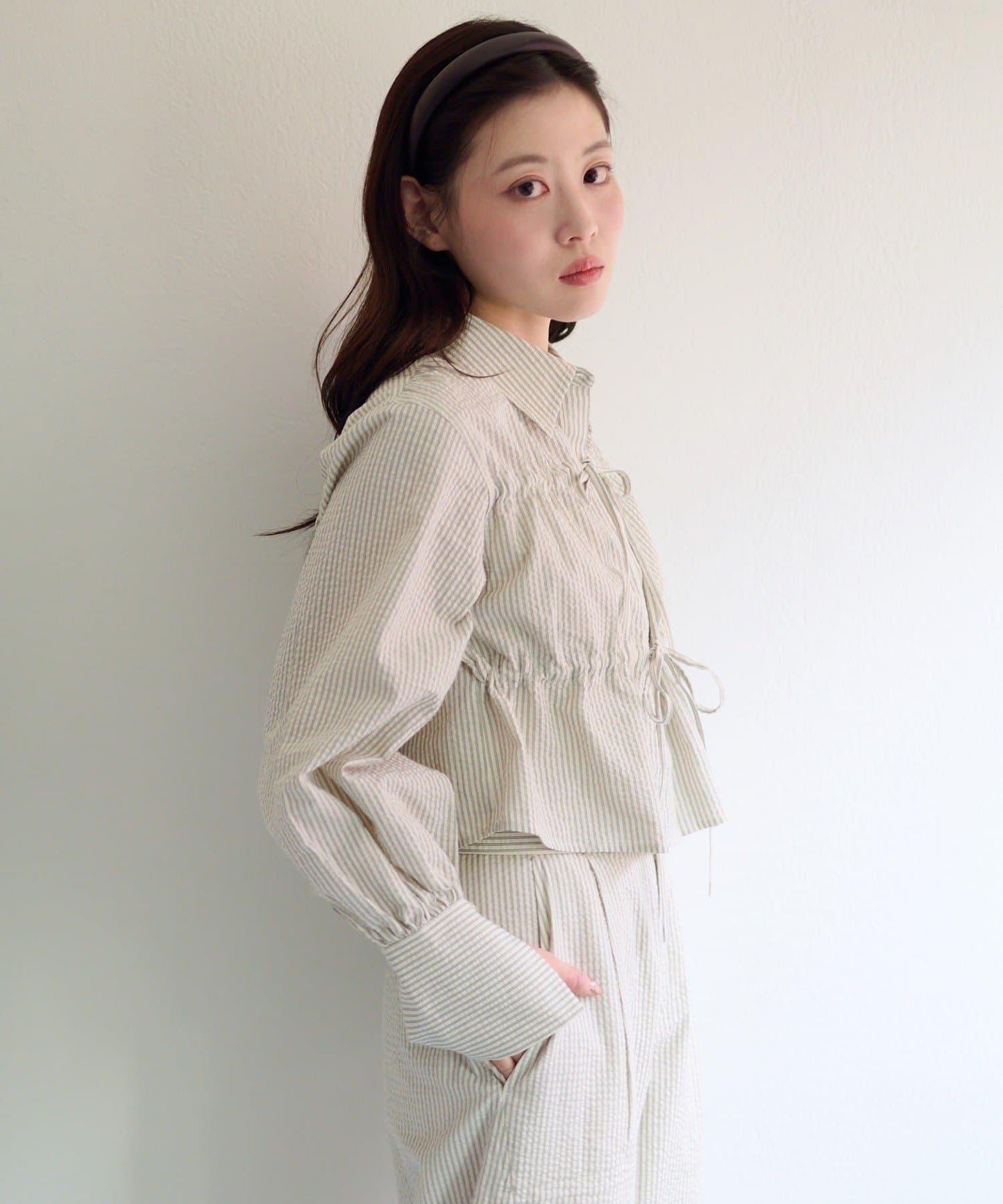 前蝴蝶結條紋襯衫