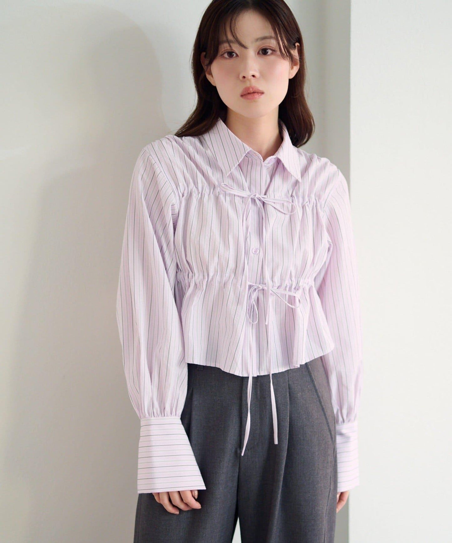 前蝴蝶結條紋襯衫