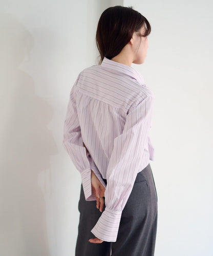 前蝴蝶結條紋襯衫