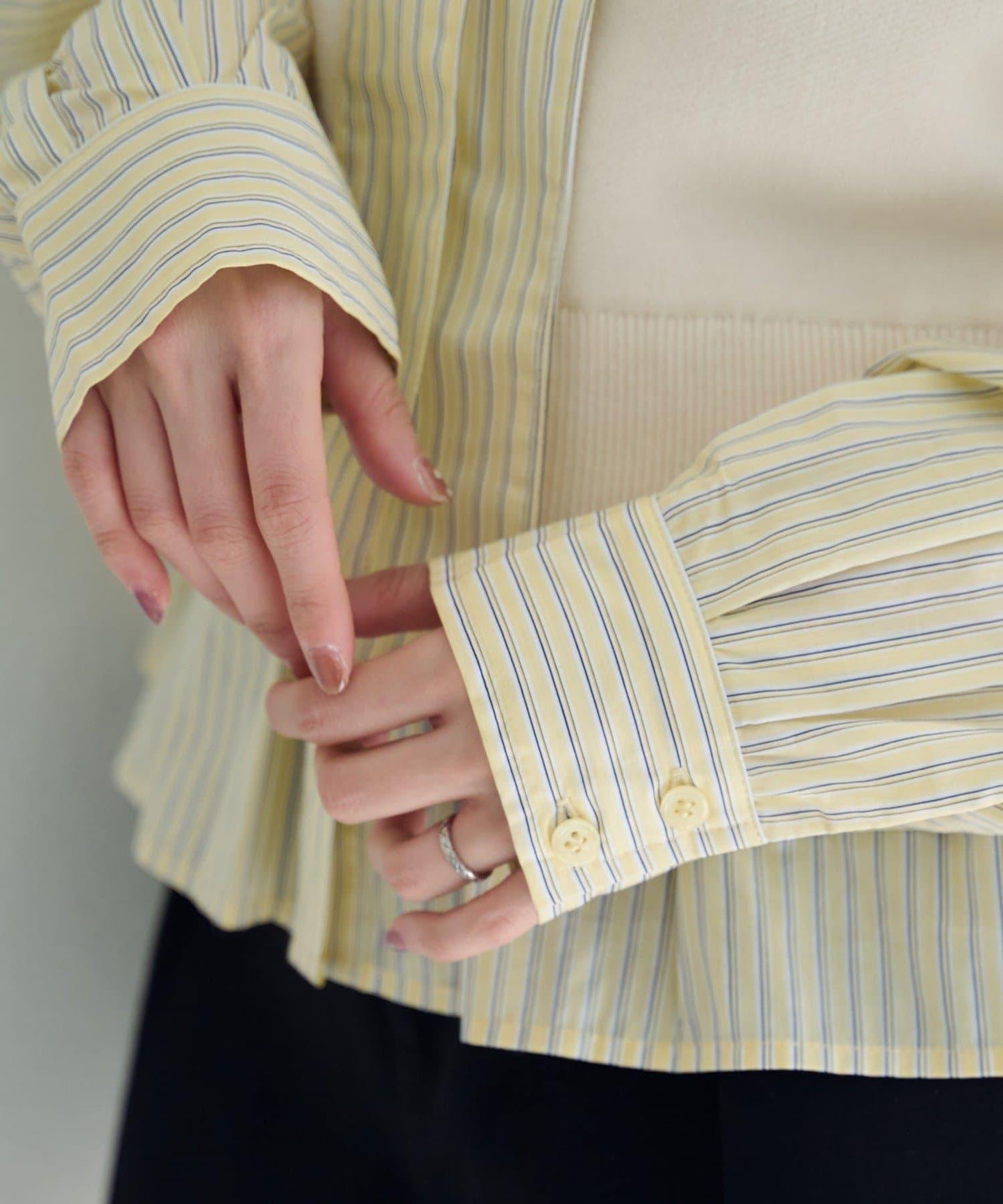 拼接蝴蝶結設計套頭上衣