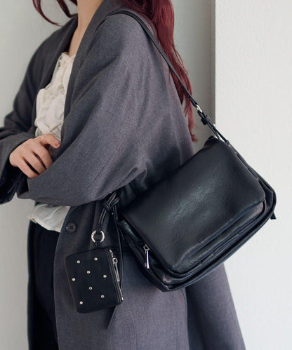 鉚釘裝飾 化妝包和單肩包