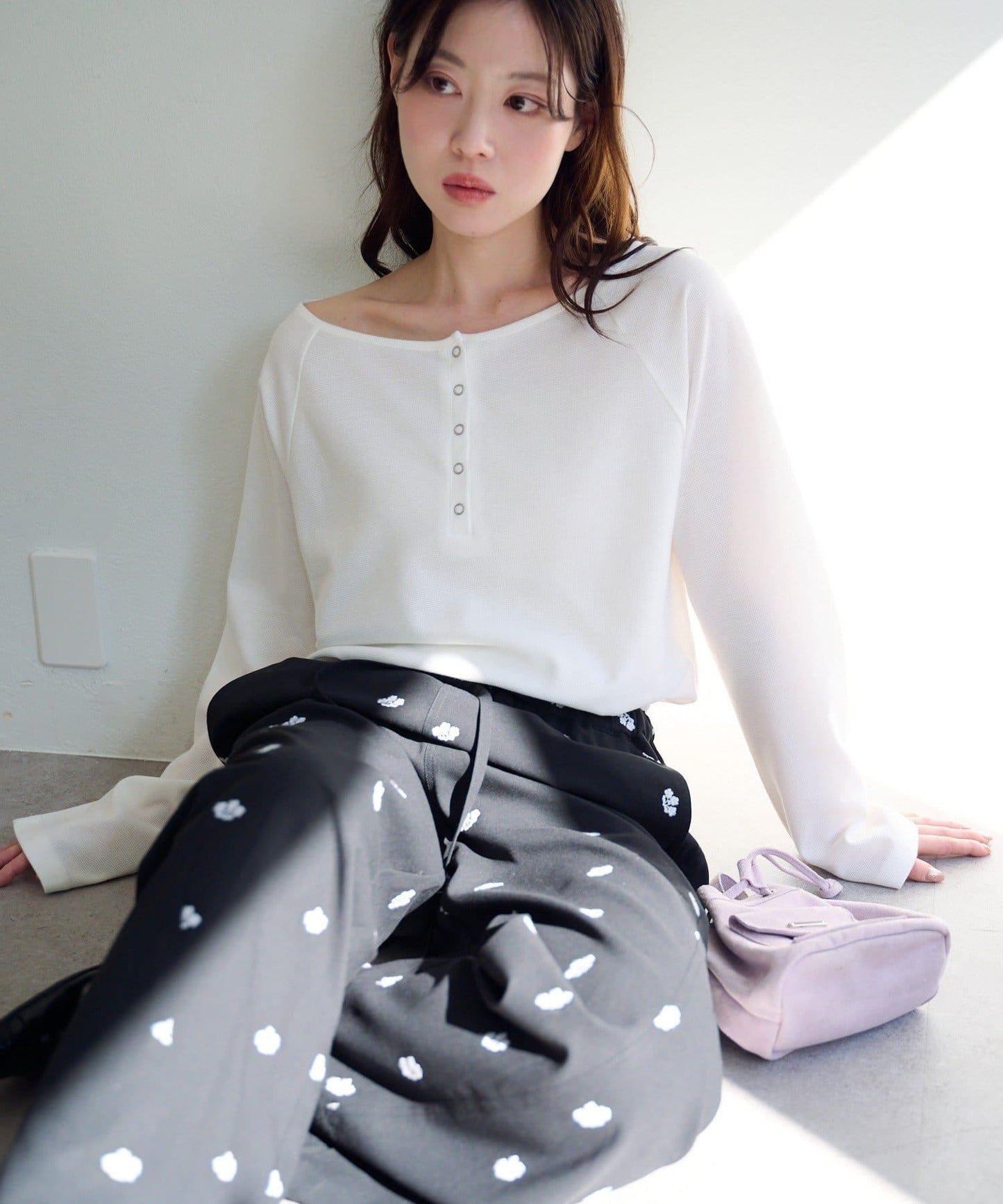 插肩露肩設計 TEE T恤