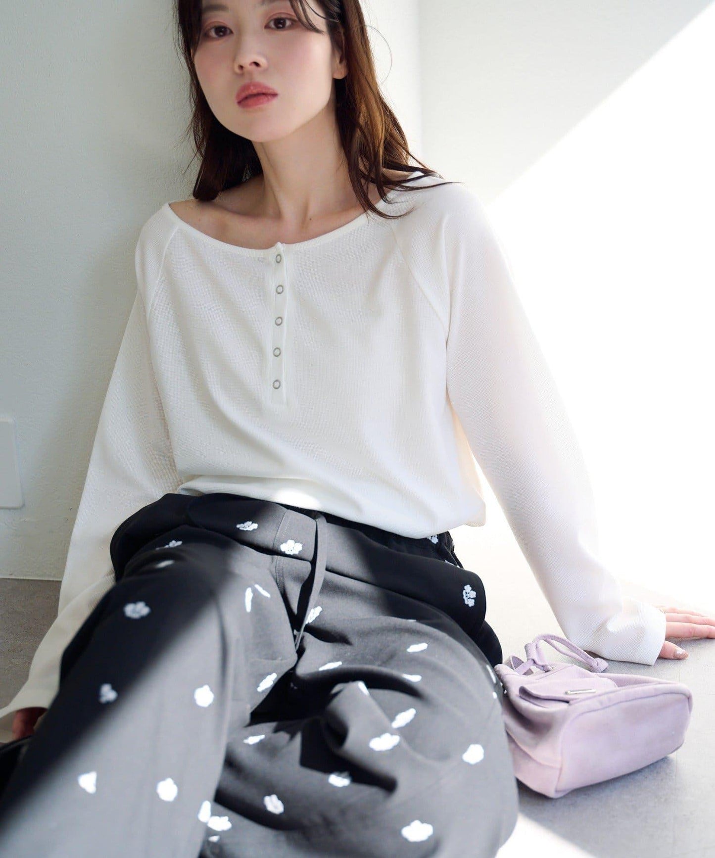 插肩露肩設計 TEE T恤