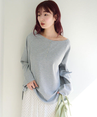 插肩露肩設計 TEE T恤