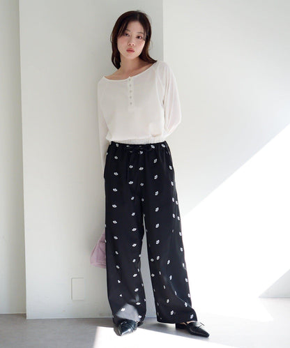 插肩露肩設計 TEE T恤