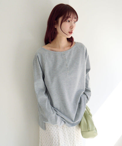 插肩露肩設計 TEE T恤