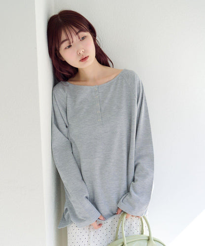 插肩露肩設計 TEE T恤