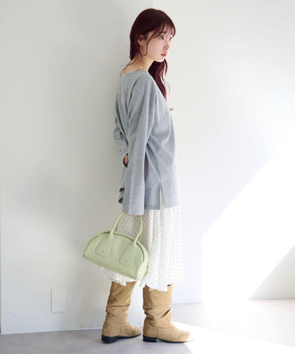 插肩露肩設計 TEE T恤