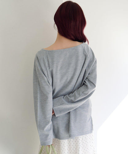 插肩露肩設計 TEE T恤