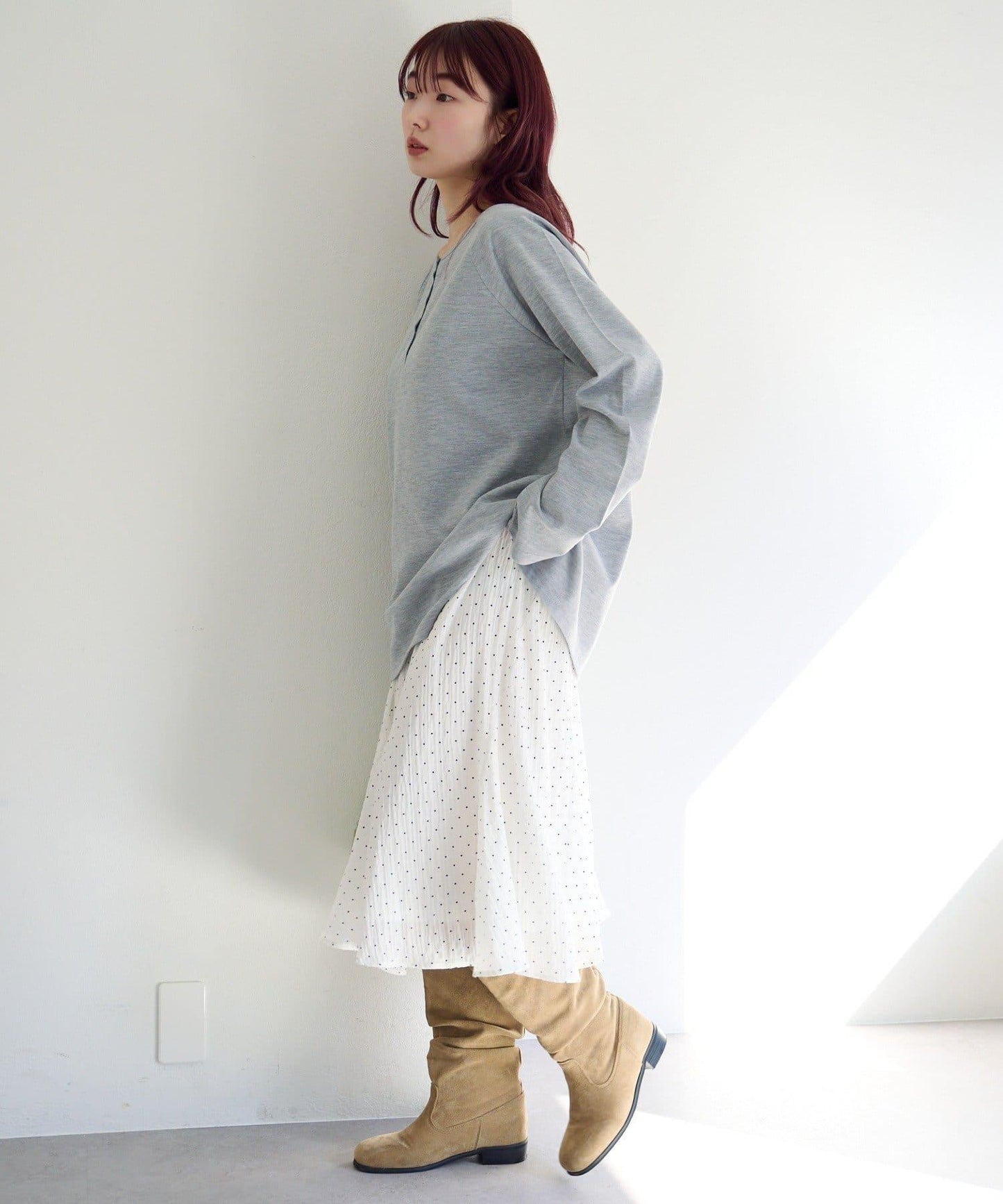 插肩露肩設計 TEE T恤