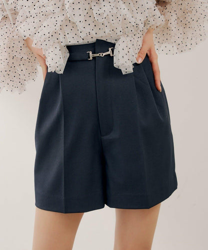 SALON by Chico 腰部金屬扣帶設計 休閒短褲